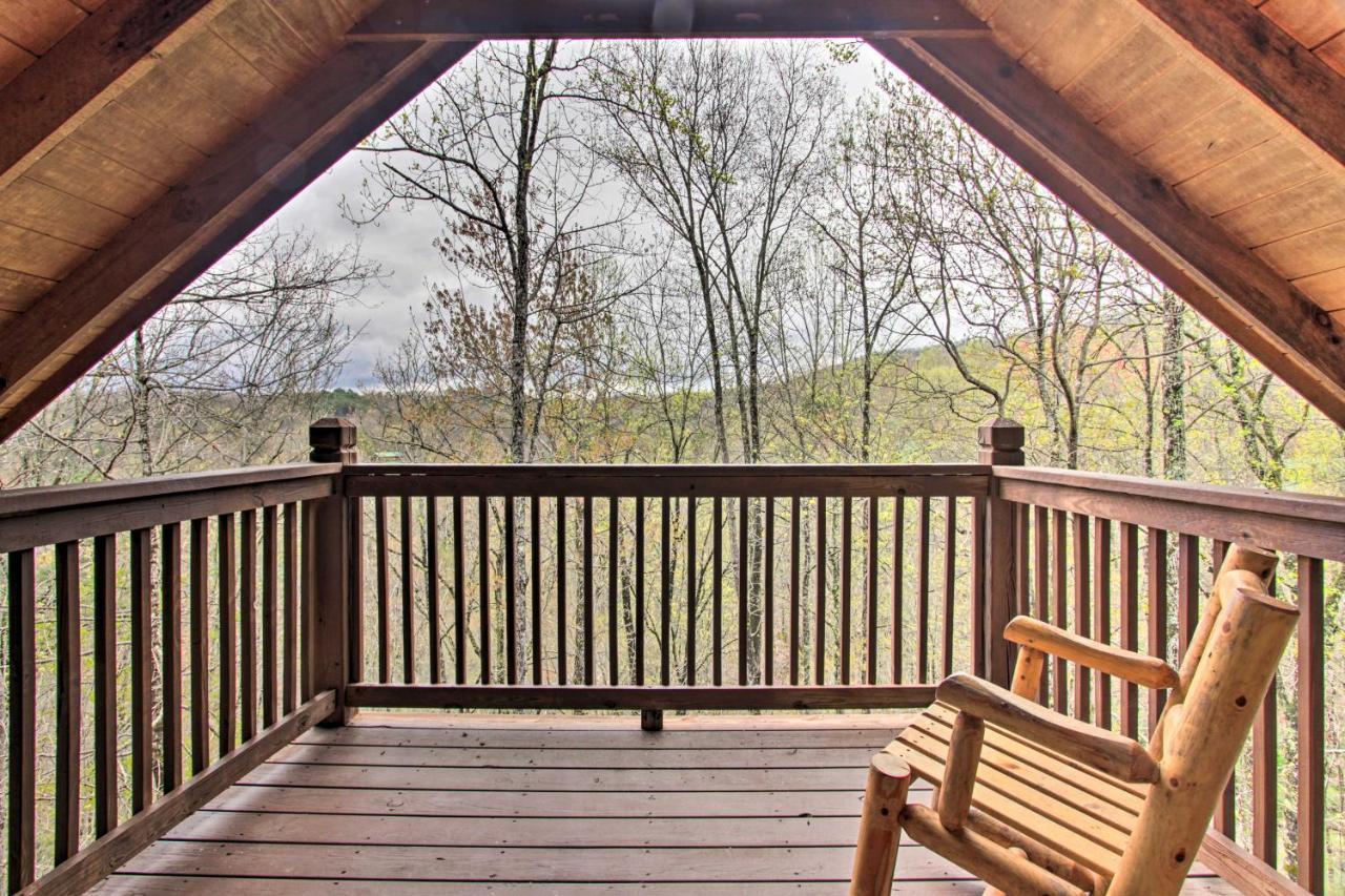 Sevierville Sanctuary Hot Tub, Pool Table And Deck! エクステリア 写真